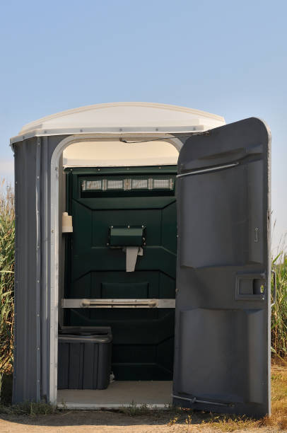 Best Portable bathroom rental  in St Paris, OH